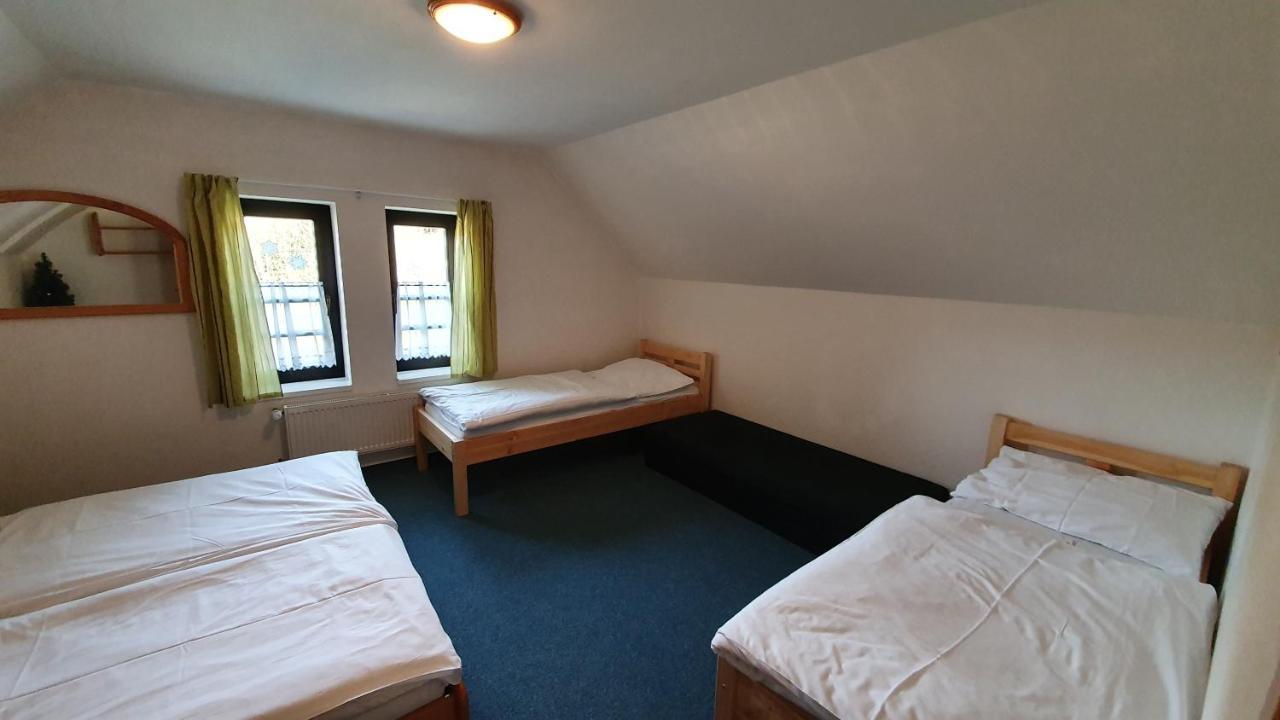 רוקיטניצה נאד איז'רו Apartmany Eddy מראה חיצוני תמונה