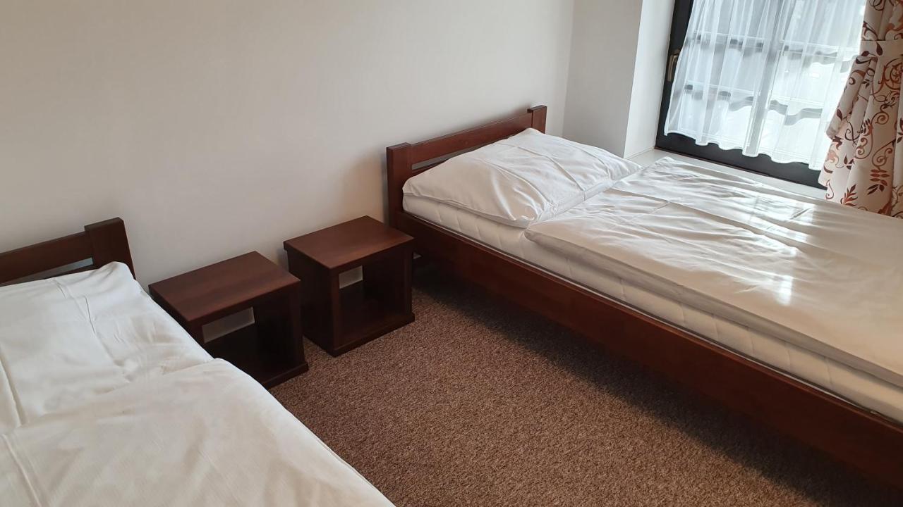 רוקיטניצה נאד איז'רו Apartmany Eddy מראה חיצוני תמונה