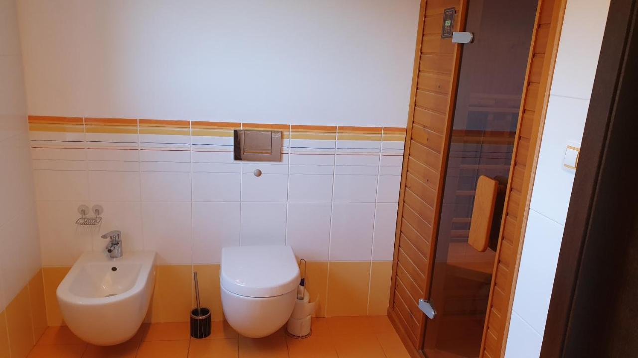 רוקיטניצה נאד איז'רו Apartmany Eddy מראה חיצוני תמונה