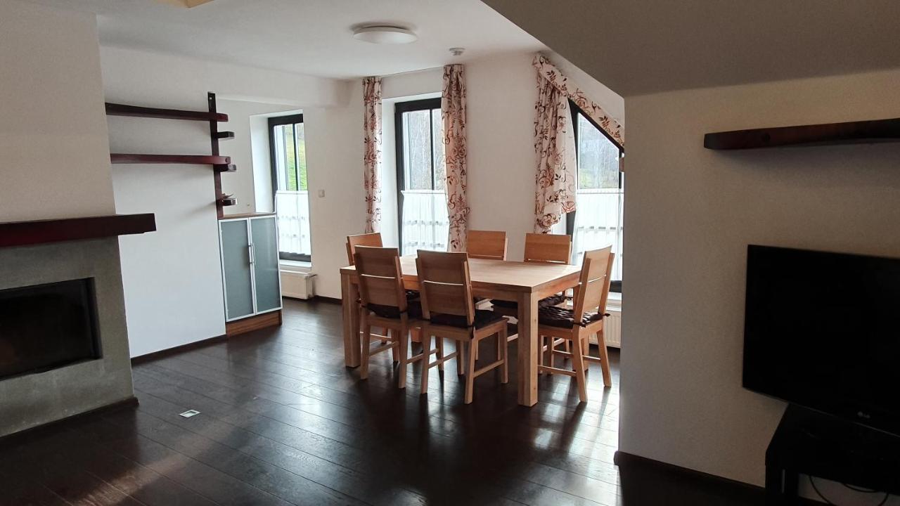 רוקיטניצה נאד איז'רו Apartmany Eddy מראה חיצוני תמונה