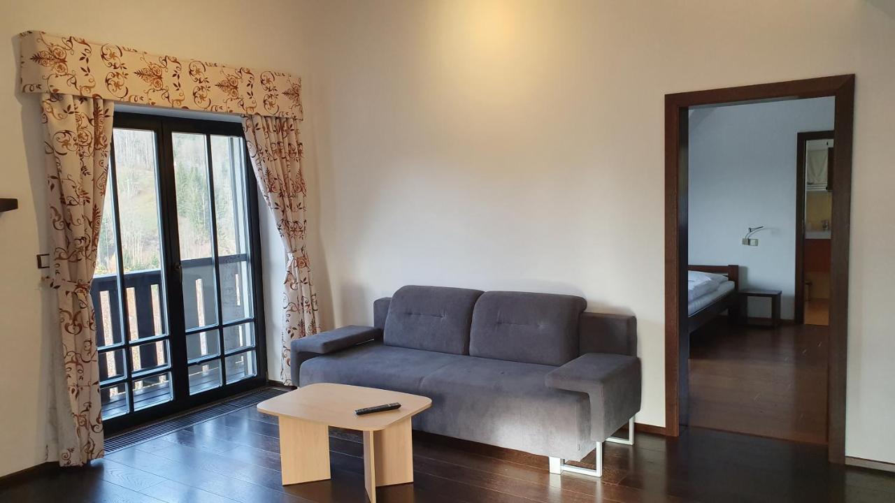 רוקיטניצה נאד איז'רו Apartmany Eddy מראה חיצוני תמונה